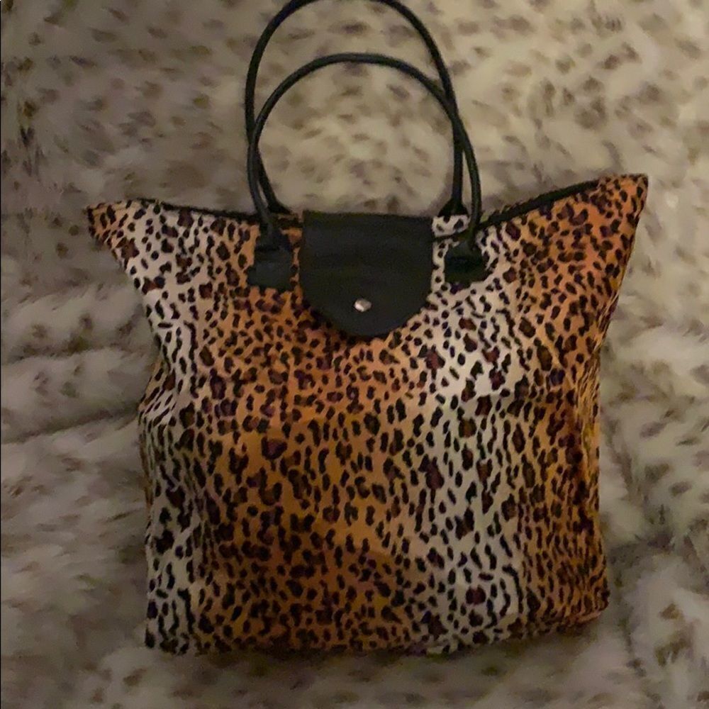 Silk leopard bag  